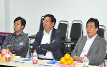 洛陽(yáng)市委副書記、市長(zhǎng)李柳身先生一行蒞臨洛陽(yáng)市青峰網(wǎng)絡(luò)科技有限公司